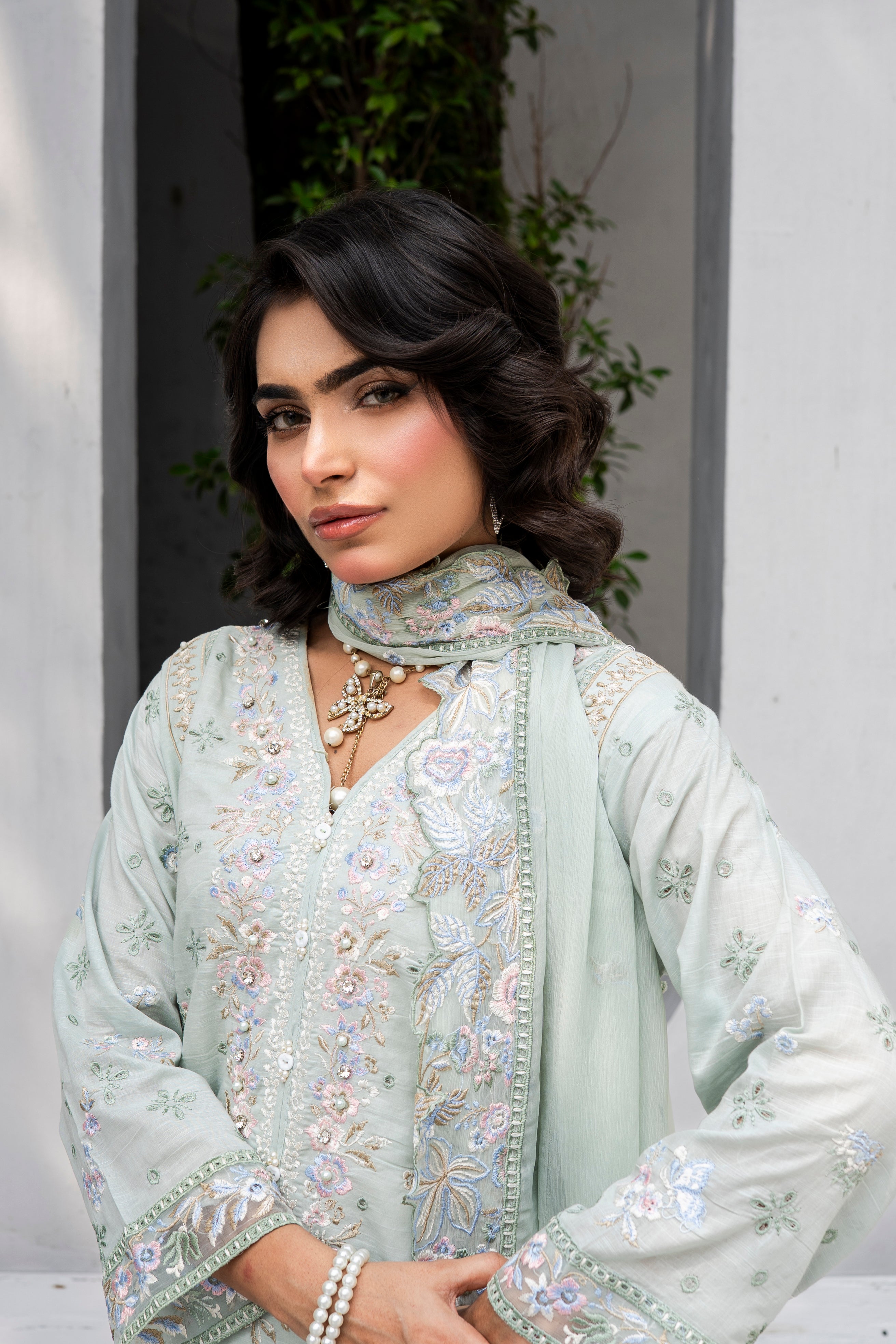 SHAHZADI LUXURY COLLECTION