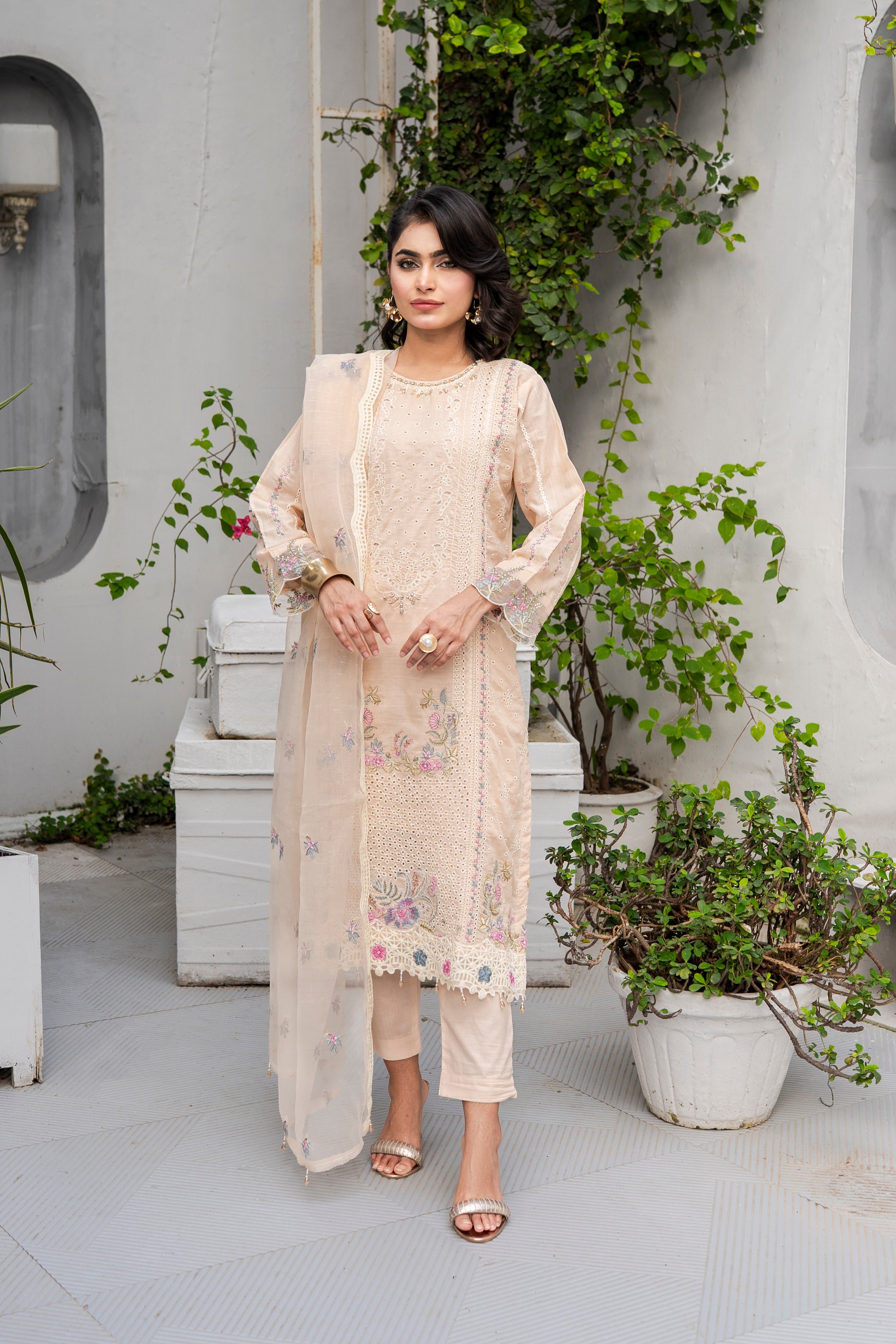 SHAHZADI LUXURY COLLECTION