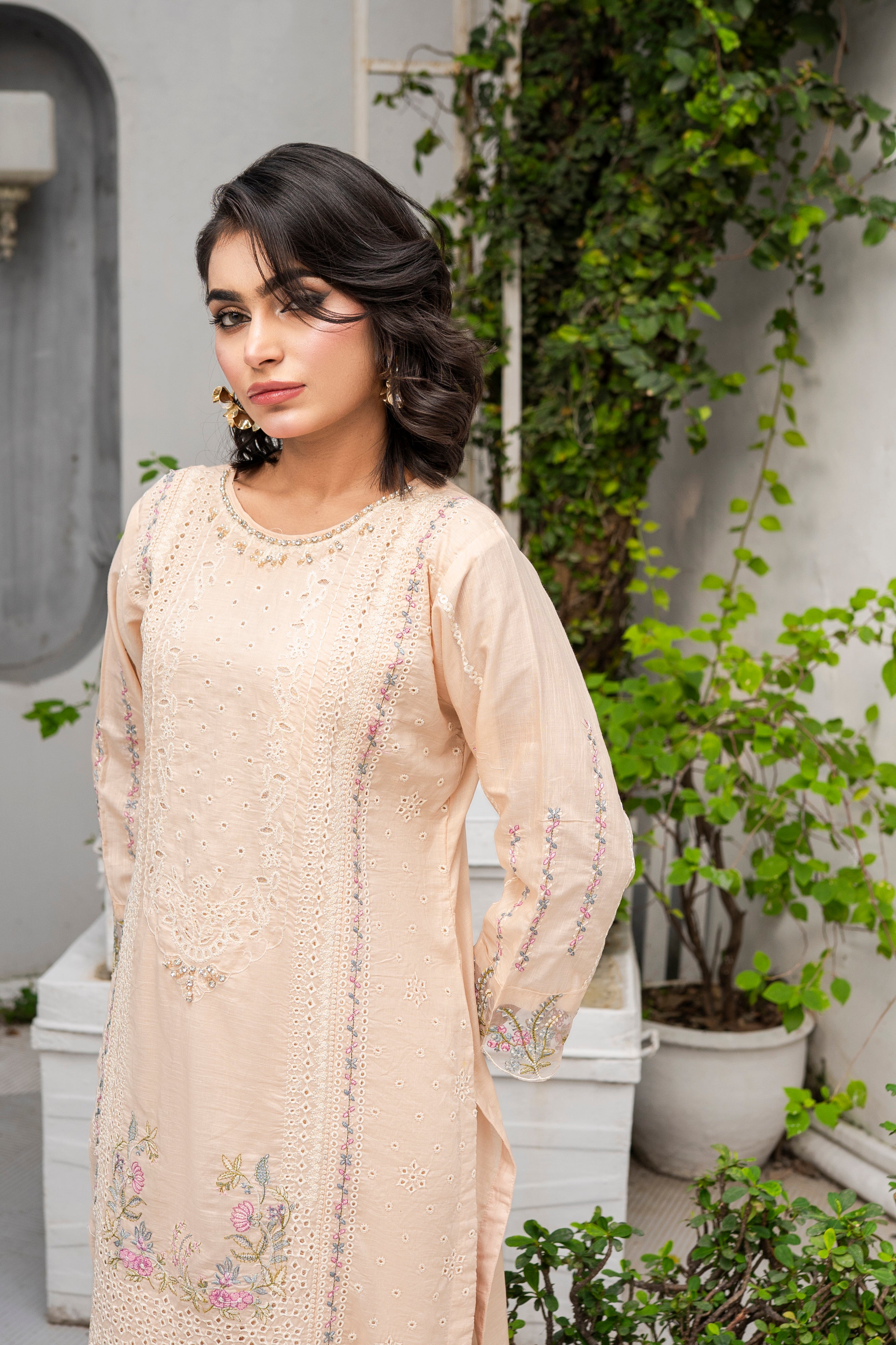 SHAHZADI LUXURY COLLECTION